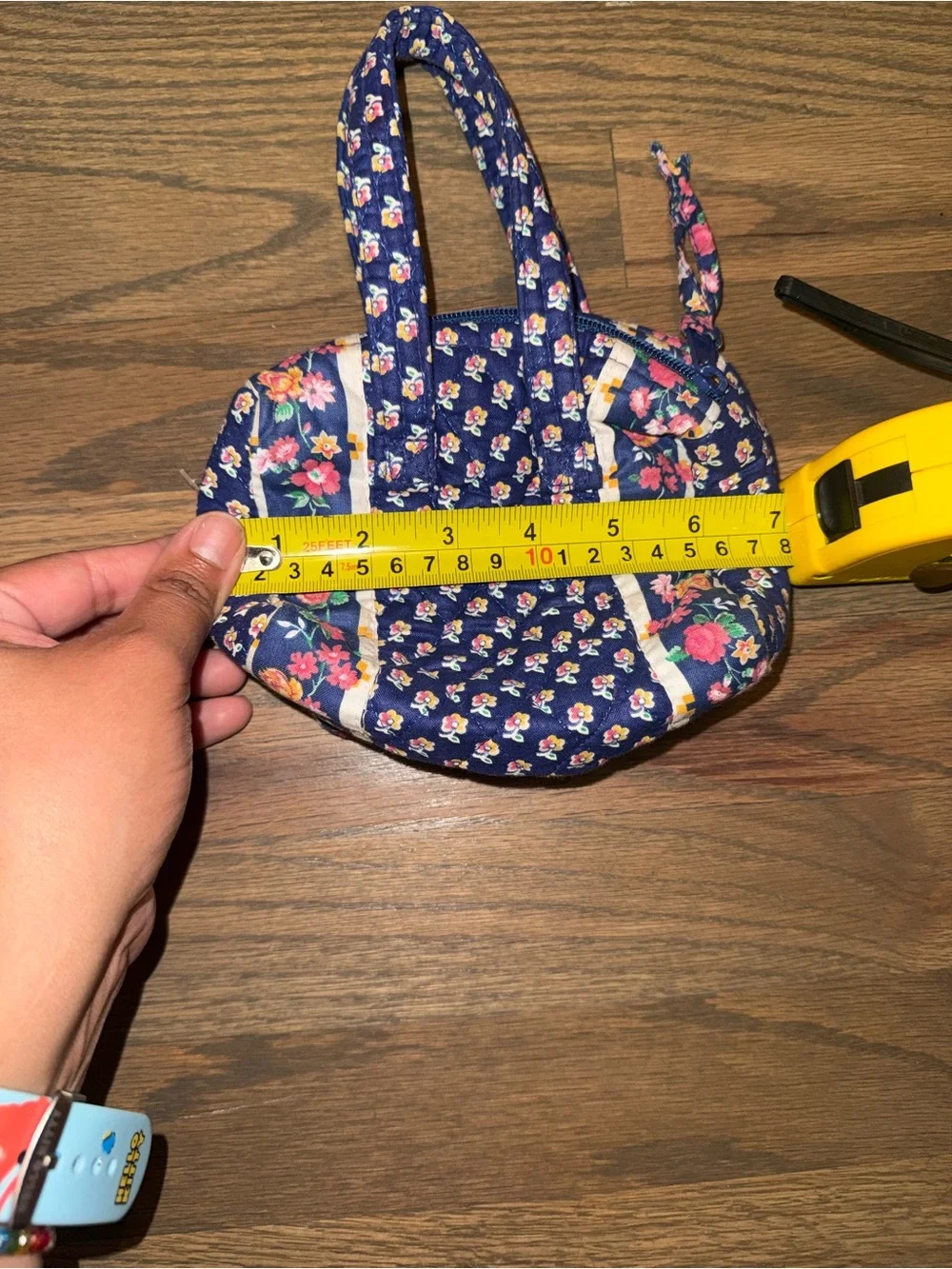 Vera Bradley mini vera
